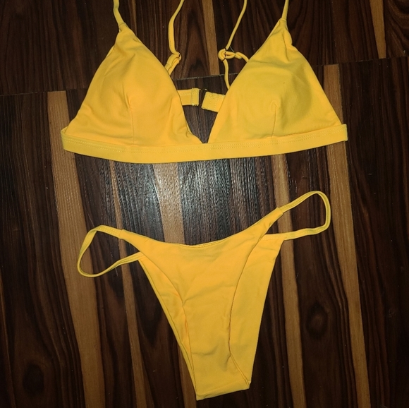 yellowish orange bikini - Picture 2 of 2
